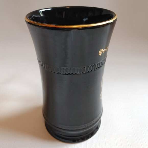 STUNNING Queen's University Stein with Gold Crest Logo Ceramic - Picture 3 of 7